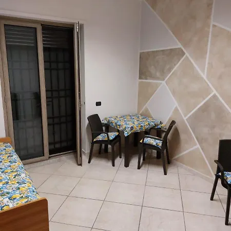 L'agrumeto فندق مبيت وإفطار نوتشيرا إنفريوري